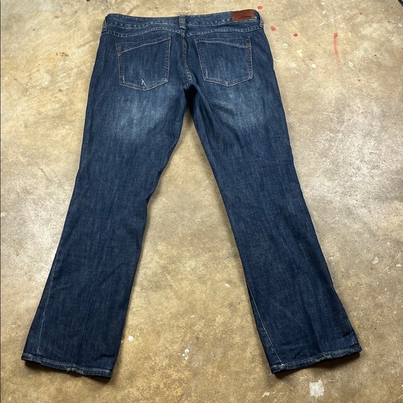 Express Zelda Barely Boot Dark Wash Denim Jeans
Size: 12s (See measurements) - Picture 4 of 8